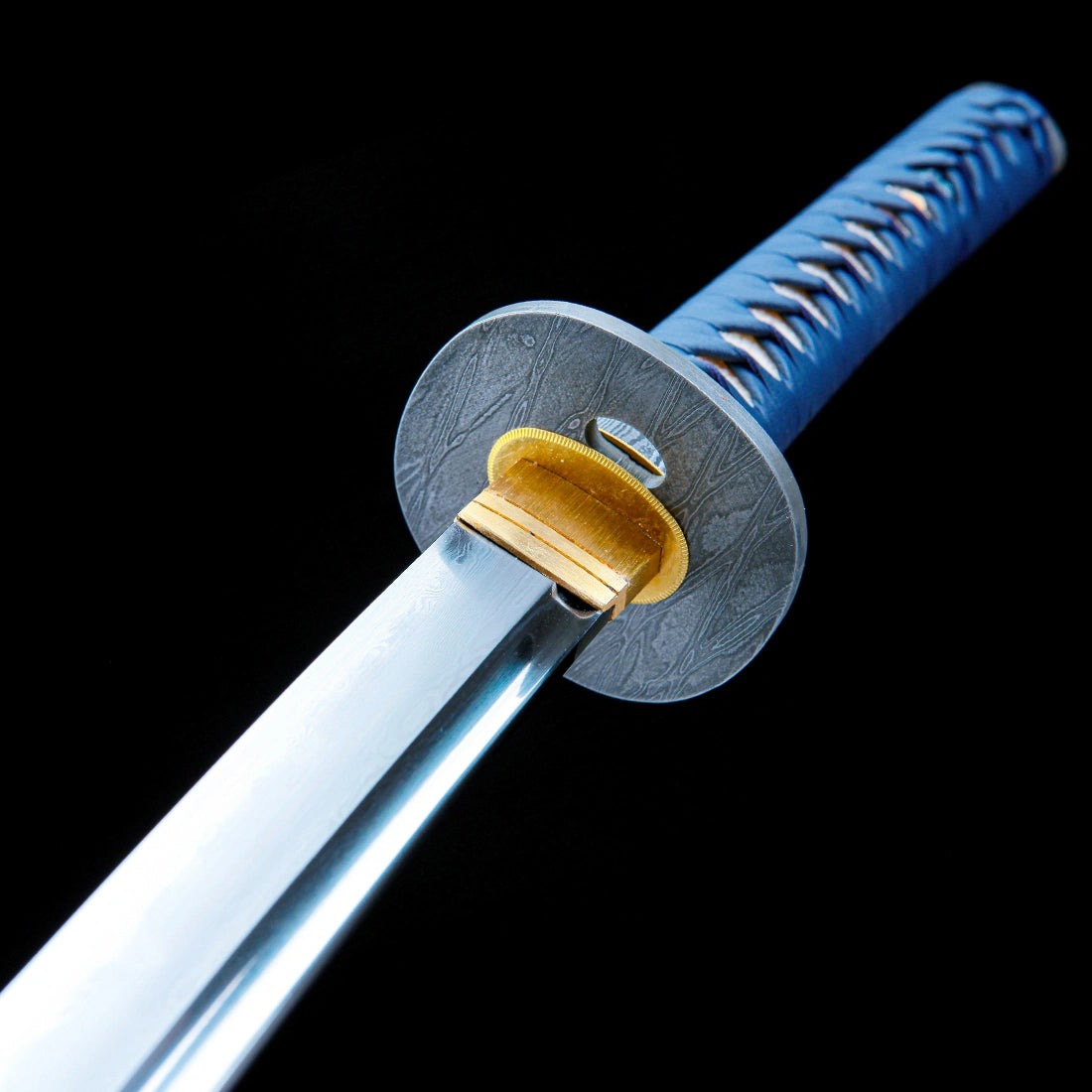 Authentic Japanese Katana Sword – Handmade Damascus Pattern Steel Blade – Black Scabbard