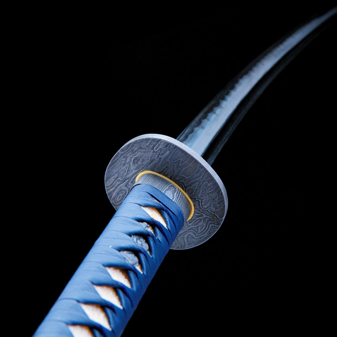 Authentic Japanese Katana Sword – Handmade Damascus Pattern Steel Blade – Black Scabbard