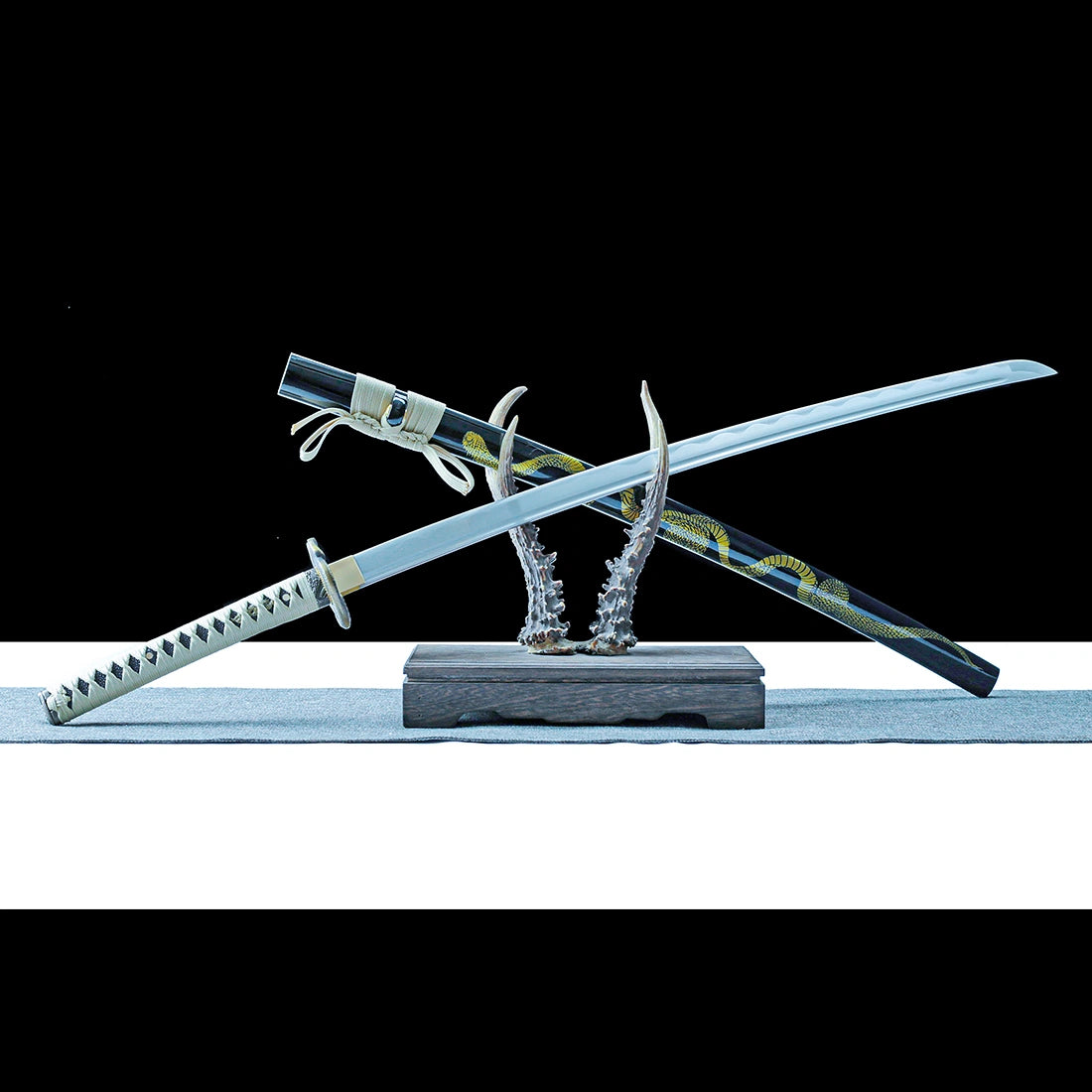 High performance Japanese Katana Sword – 1065 Carbon Steel Blade