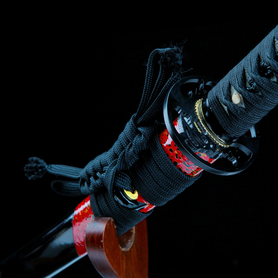 Real Handmade Katana Sword – T10 Carbon Steel Blade – Full Tang – Black – Collector’s Edition