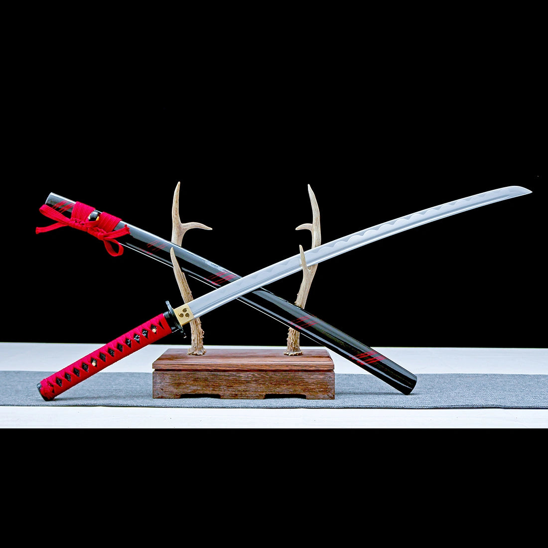 True Japanese Katana Sword – Handmade 1065 Steel Blade – Full Tang – High Performance