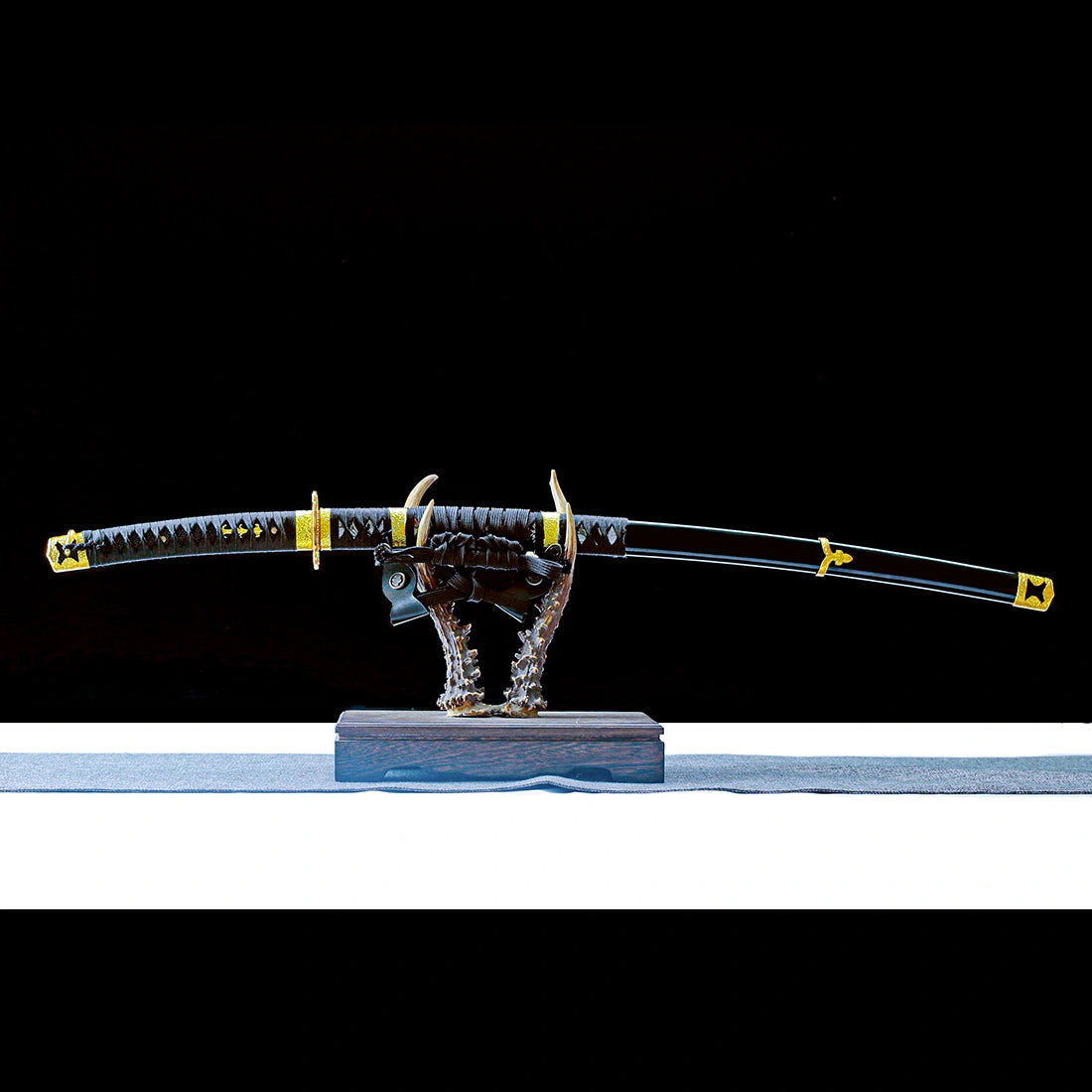 Real Japanese Katana Sword – Damascus Pattern Steel Blade – Full Tang – Black – High Performance
