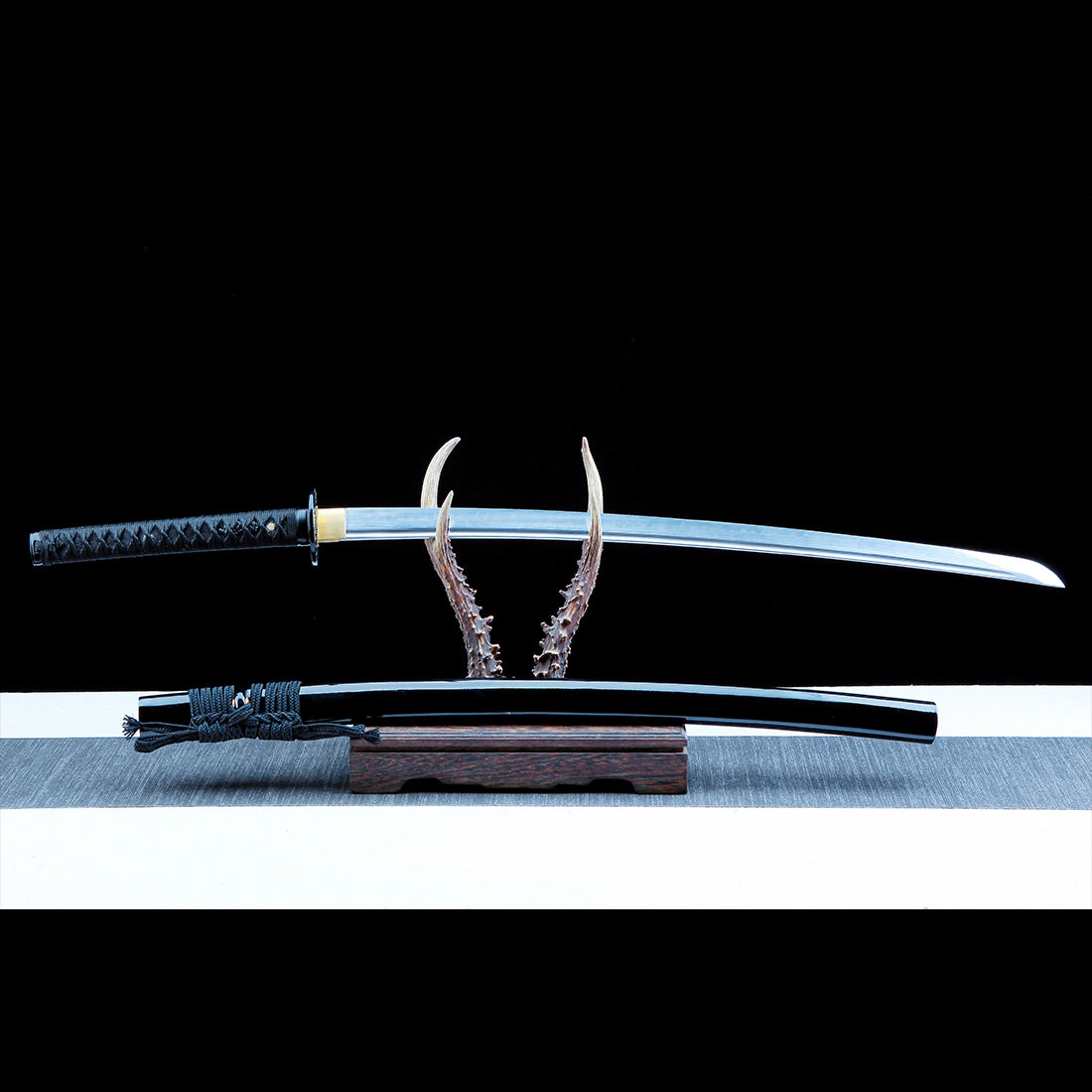 Authentic Katana Sword – Handmade 1065 Carbon Steel Blade – Black – Full Tang – Battle Ready