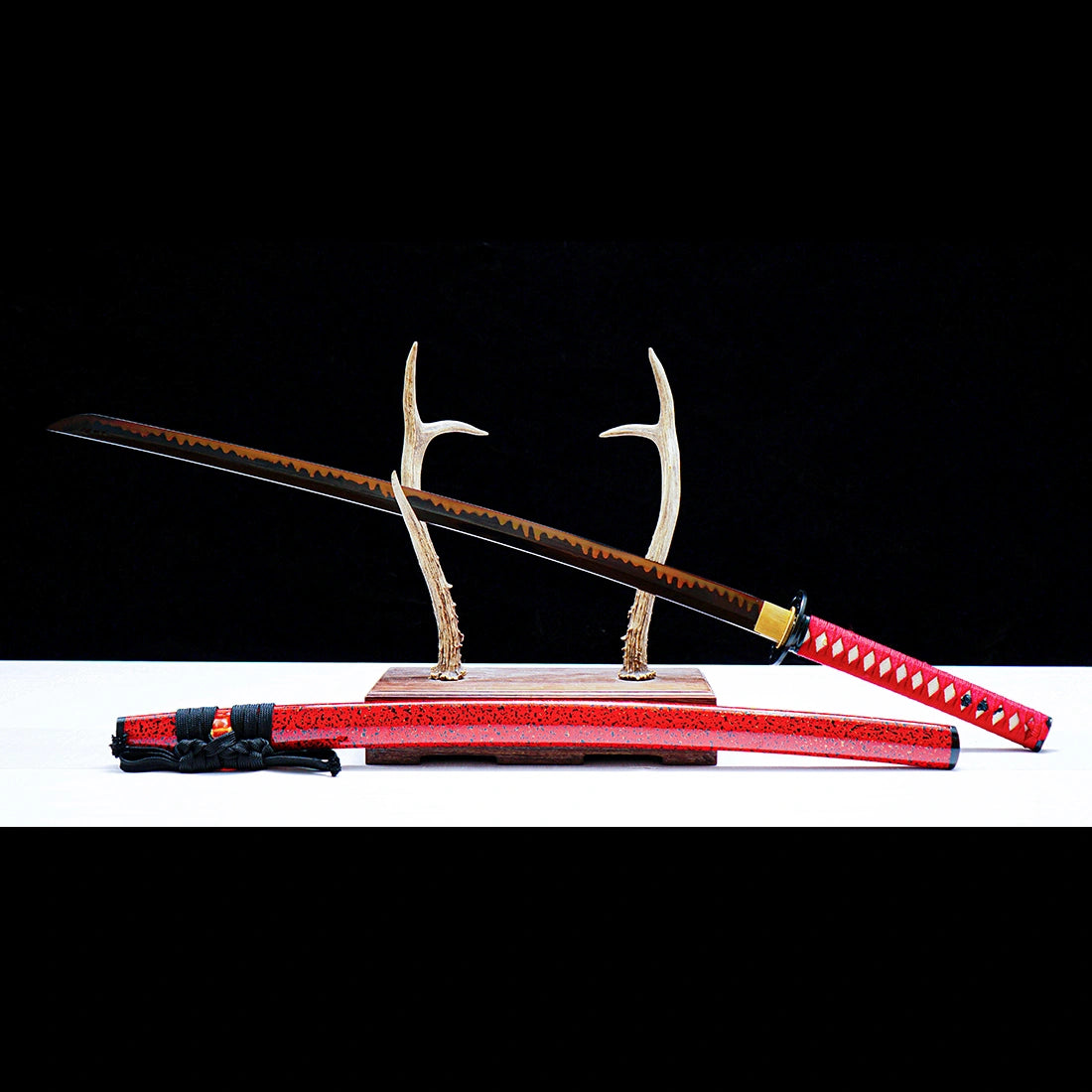 Authentic Katana Sword – Handmade T10 Clay Tempered Edge Blade – Red Scabbard – Full Tang – Collector’s Edition