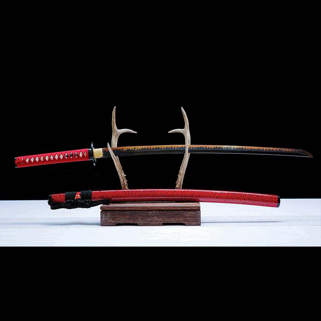 Authentic Katana Sword – Handmade T10 Clay Tempered Edge Blade – Red Scabbard – Full Tang – Collector’s Edition