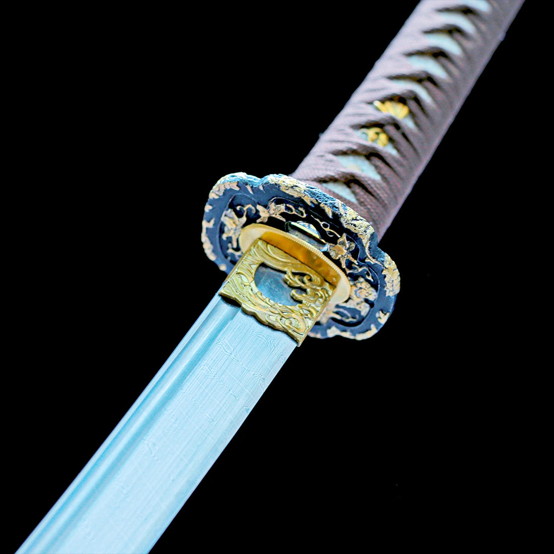 Authentic Katana Sword – High Performance Damascus Pattern Steel Blade – Black Scabbard – Full Tang