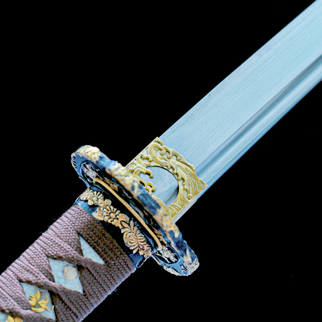 Authentic Katana Sword – High Performance Damascus Pattern Steel Blade – Black Scabbard – Full Tang