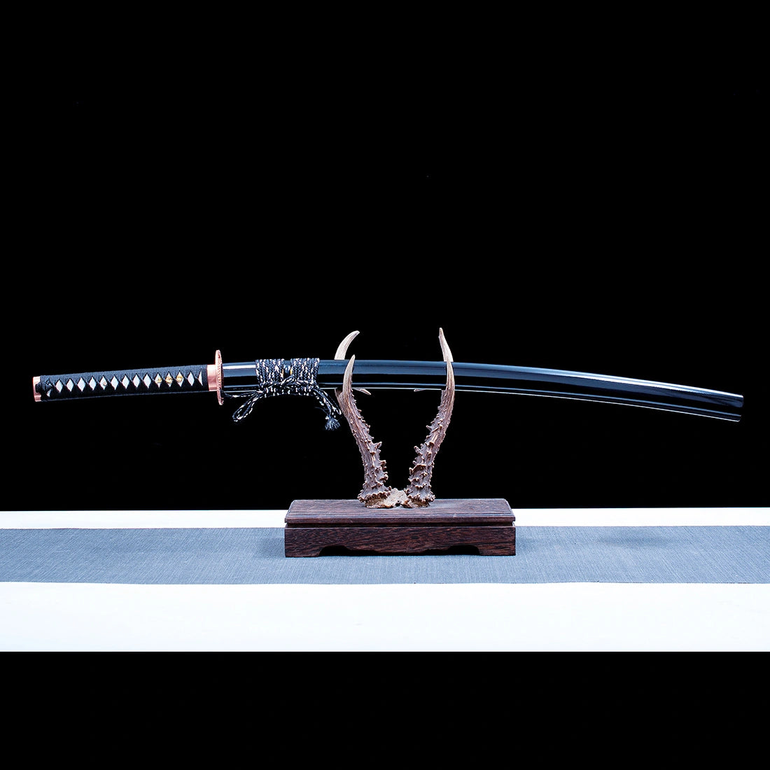 Real Katana Sword – High Performance T10 Carbon Steel Blade – Black – Full Tang