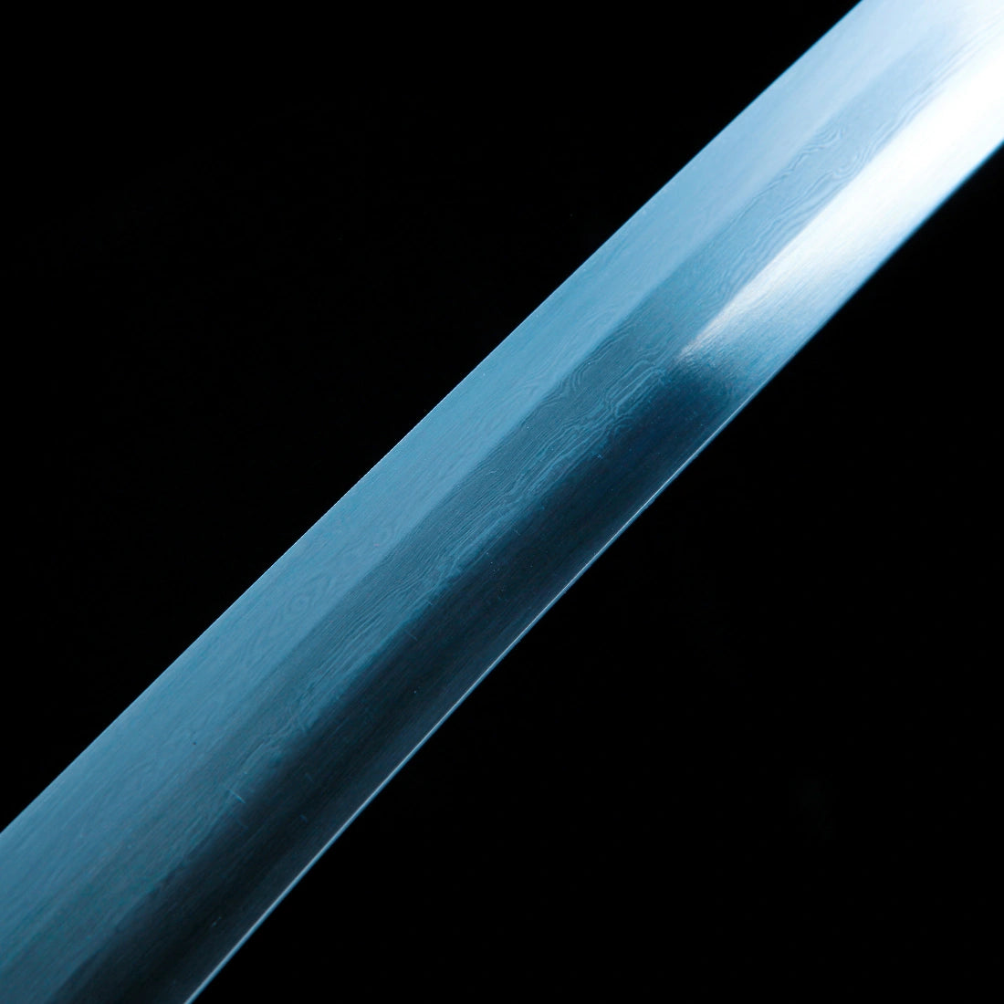 Authentic Katana – Handmade Damascus Pattern Steel Blade – Full Tang – Black – Collector’s Edition