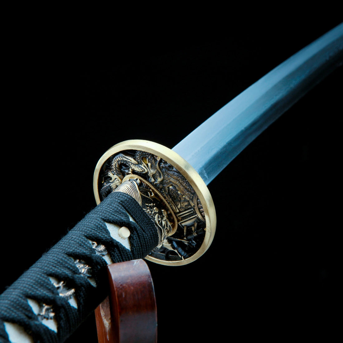 Authentic Katana – Handmade Damascus Pattern Steel Blade – Full Tang – Black – Collector’s Edition