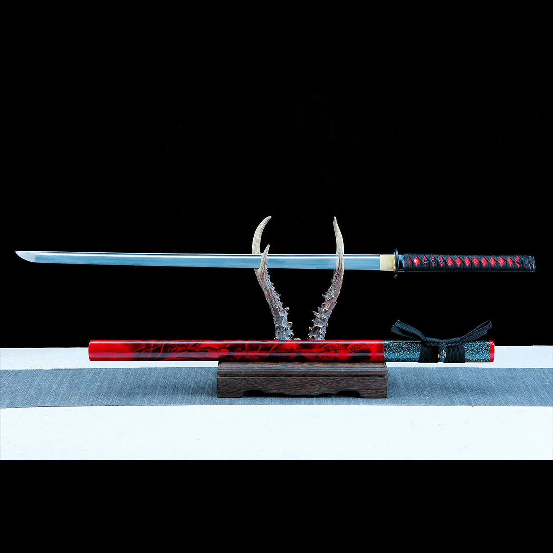 Authentic Ninjato – Handmade T10 Carbon Steel Blade – Full Tang – Red – Collector’s Edition