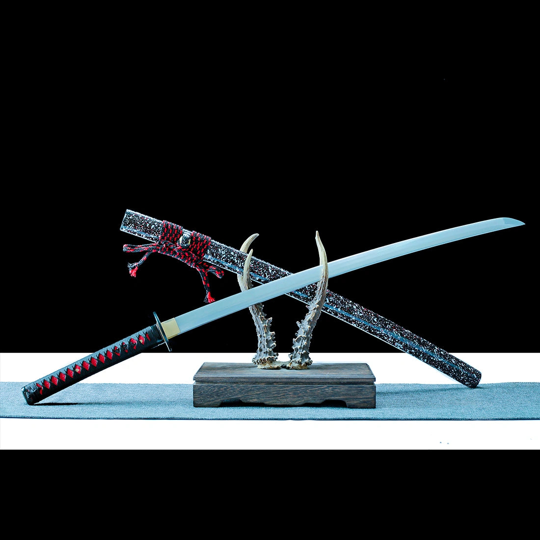Authentic Katana Sword – Handmade 1065 Carbon Steel Blade – High Performance – Full Tang
