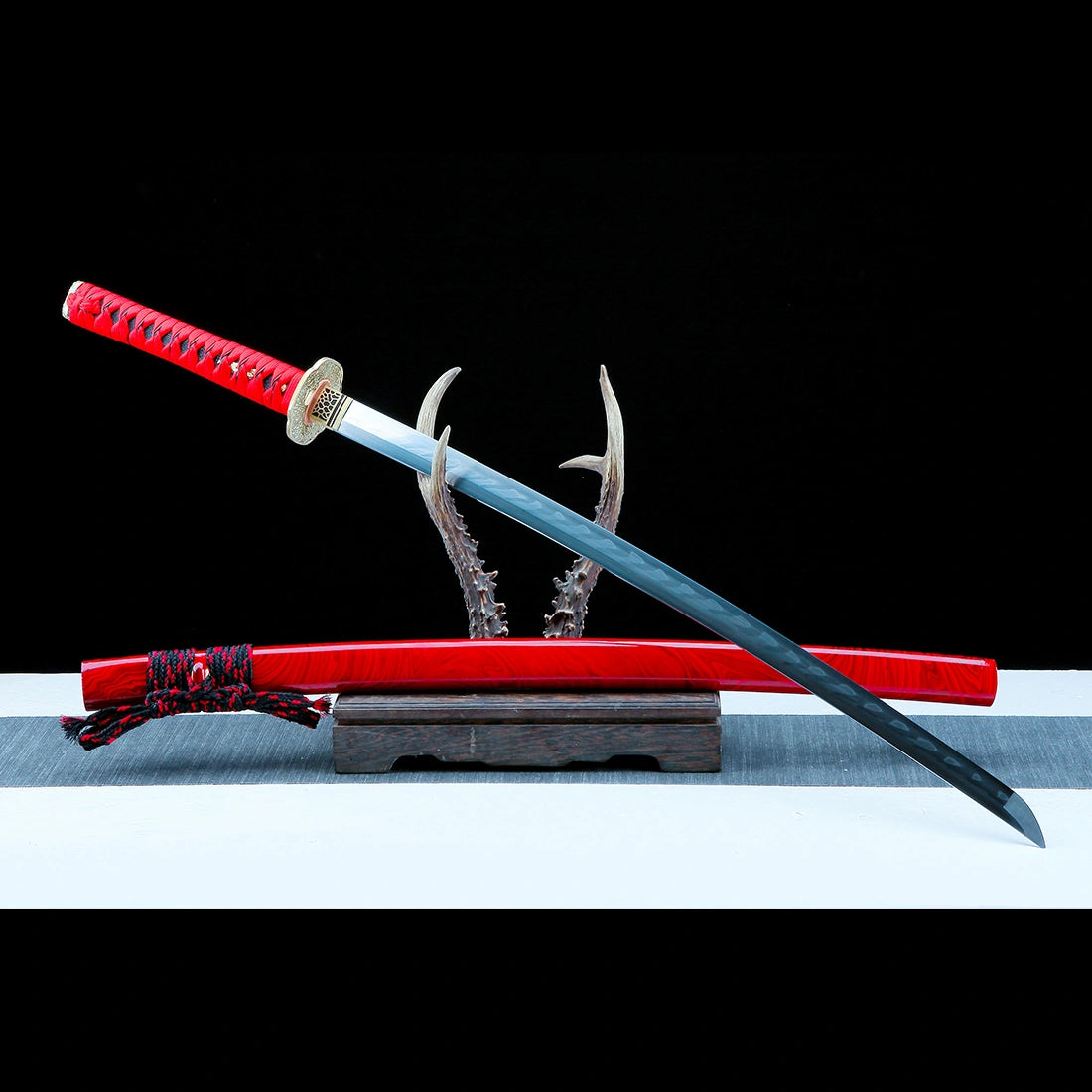 Authentic Katana Sword – T10 Clay Tempering Steel Sawtooth Pattern Blade – Full Tang – Red – Battle Ready