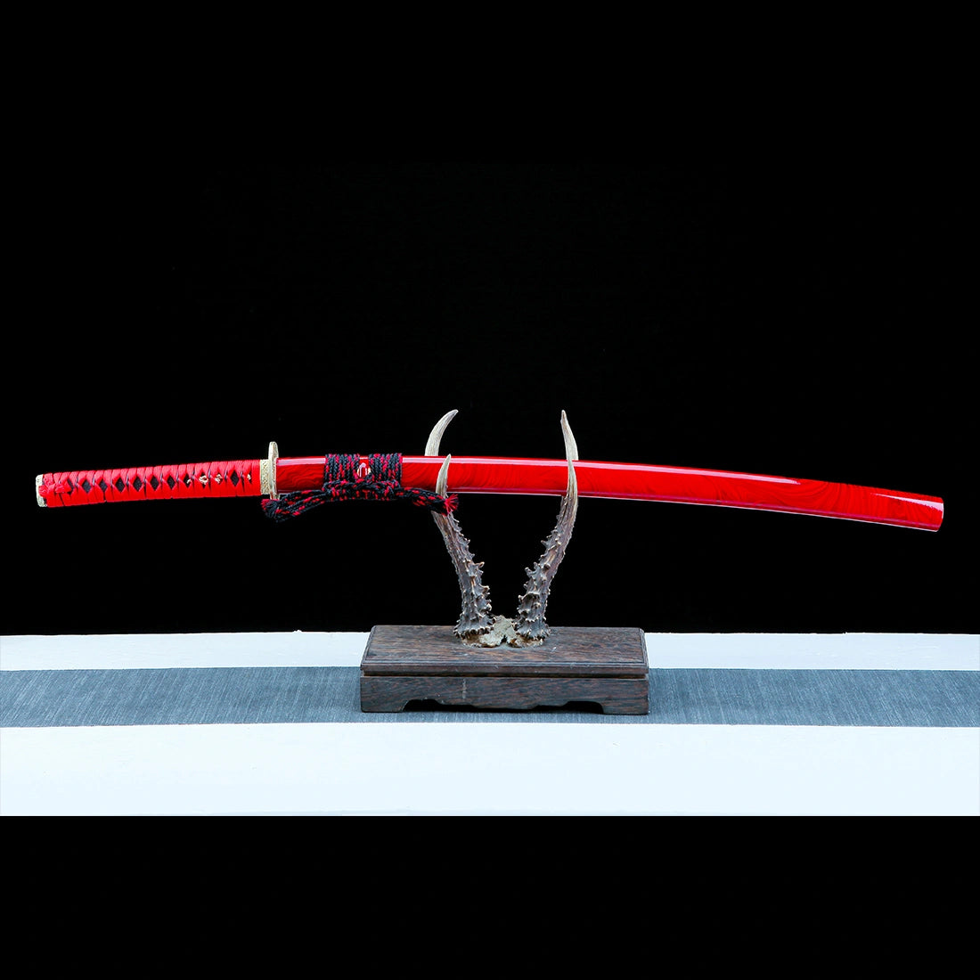 Authentic Katana Sword – T10 Clay Tempering Steel Sawtooth Pattern Blade – Full Tang – Red – Battle Ready