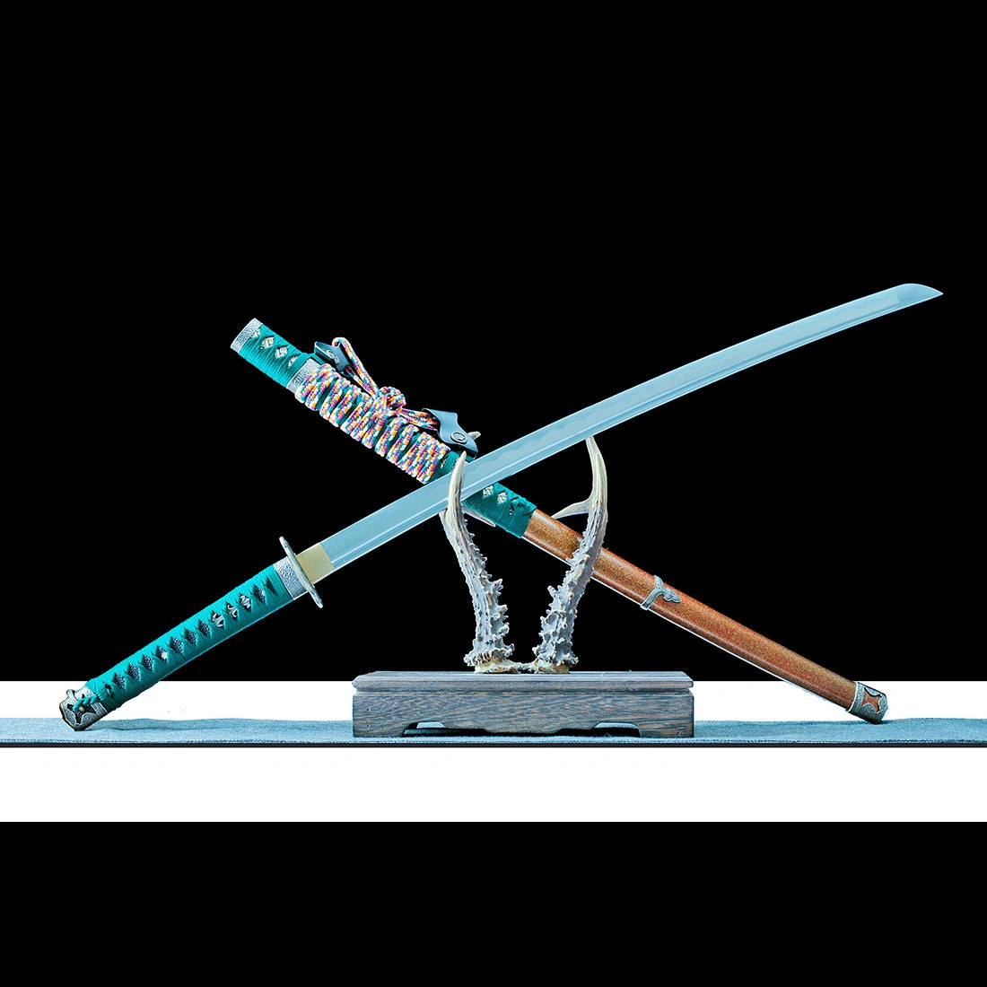 Authentic Tachi Sword – Handmade 1065 Carbon Steel Blade – High Performance – Full Tang