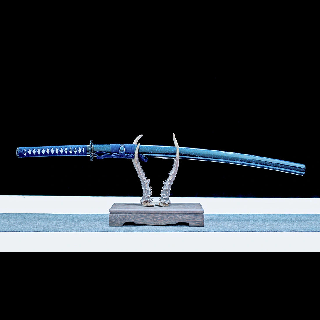 Handmade Samurai Sword – Blue T10 Carbon Steel Blade – Full Tang – High Performance