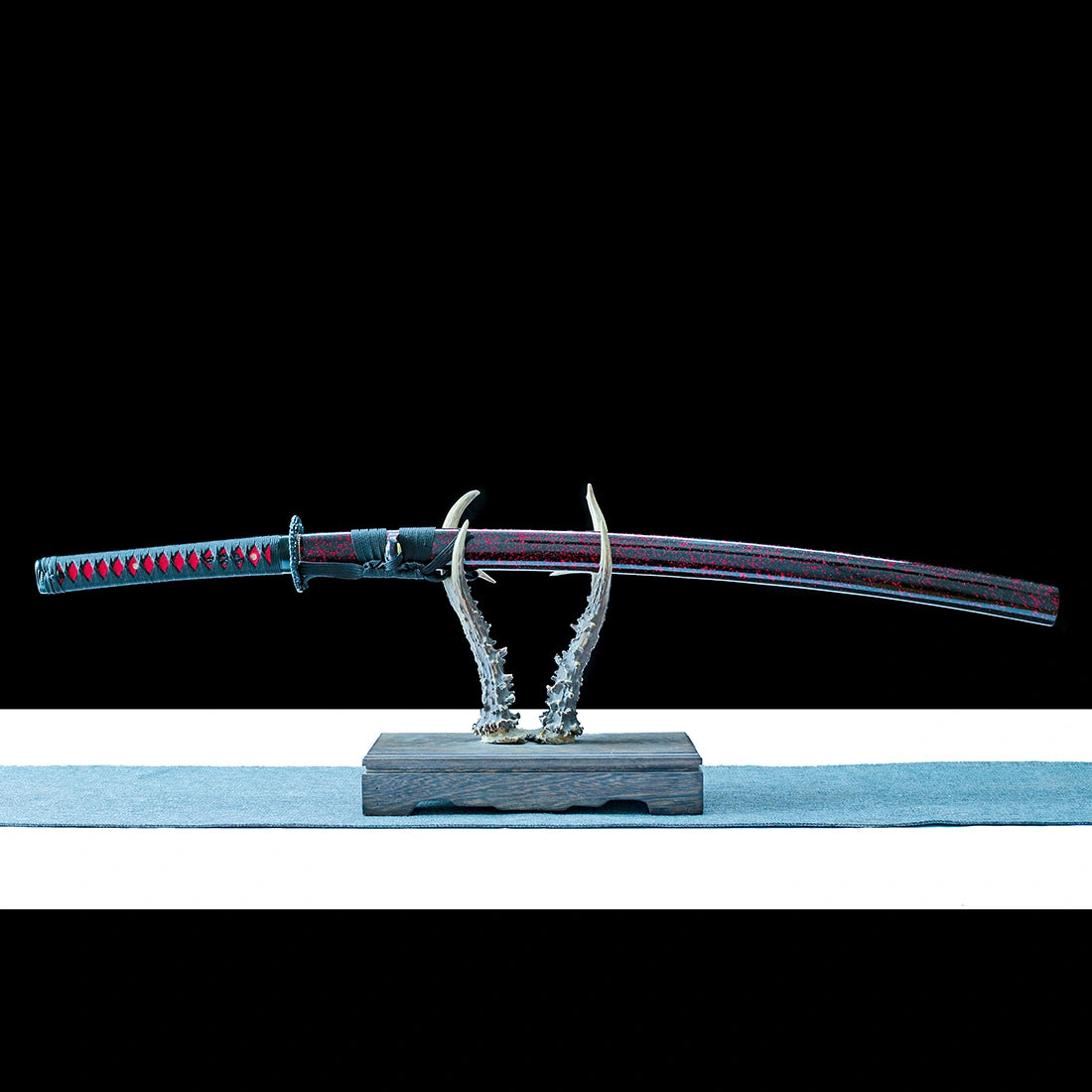 Handmade Samurai Sword – T10 Carbon Steel Blade – Full Tang – Red – Real Sword