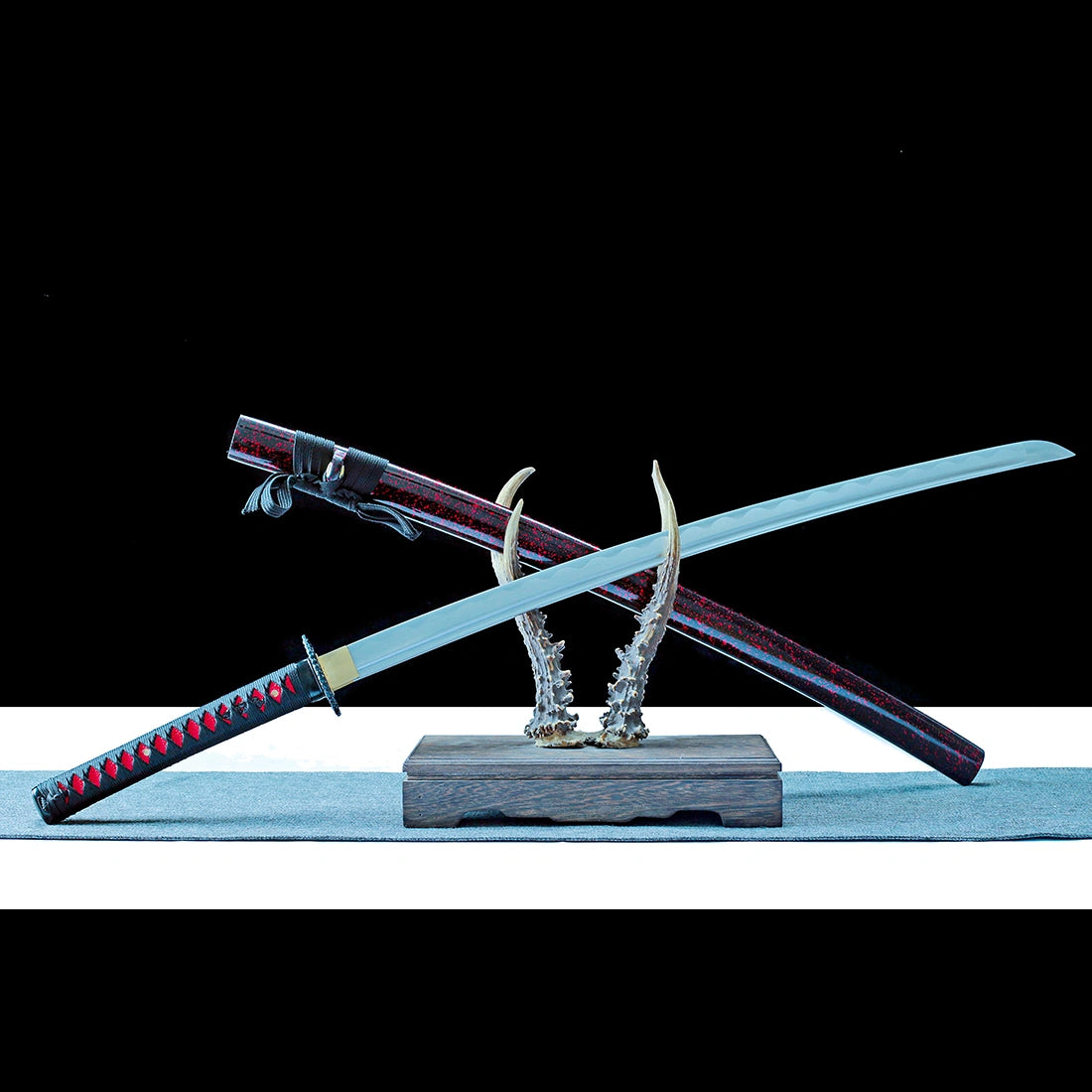 Handmade Samurai Sword – T10 Carbon Steel Blade – Full Tang – Red – Real Sword