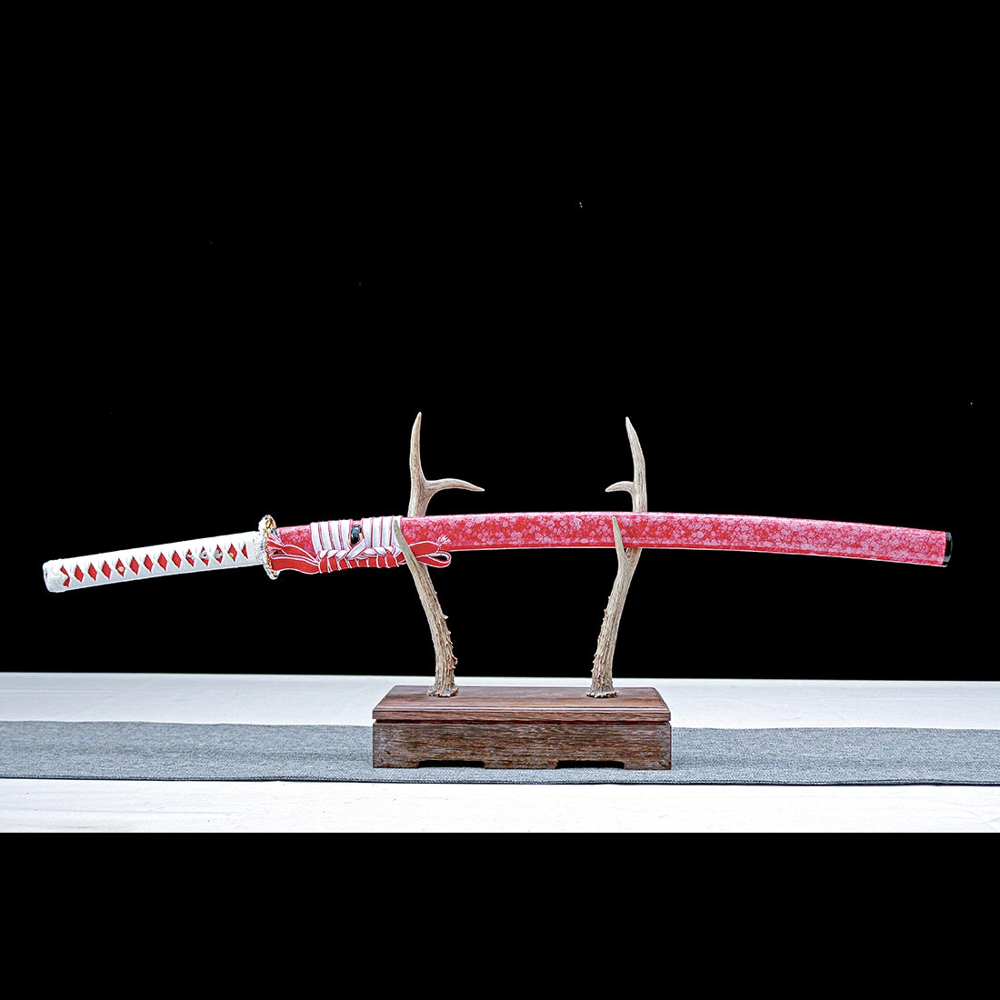 Real Katana Sword – Handmade Red T10 Carbon Steel Blade – Red Scabbard – Full Tang