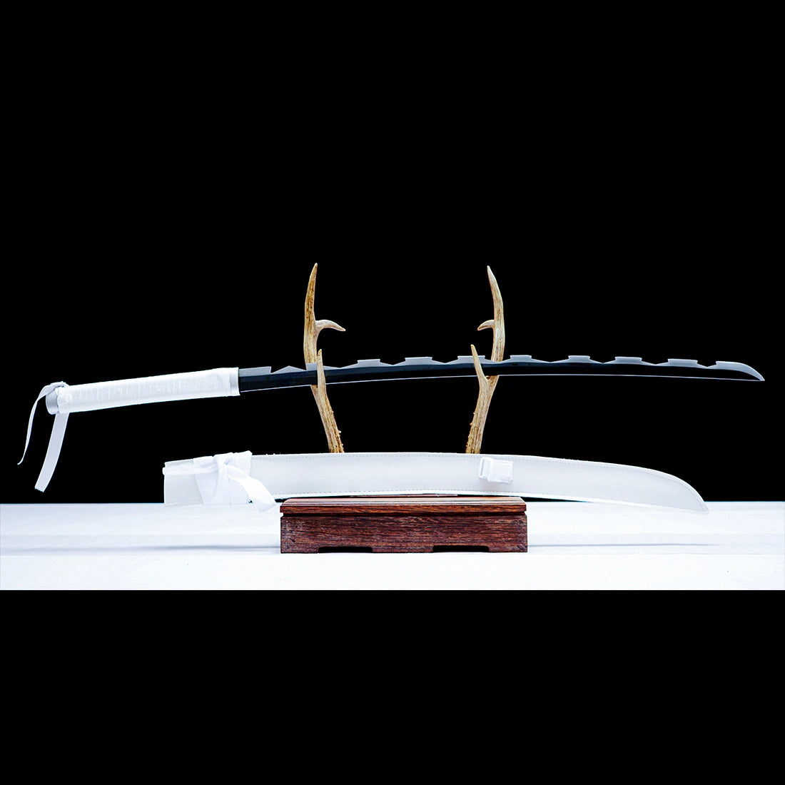 Inosuke Hashibira's Sword – Demon Slayer Sword – Kimetsu No Yaiba Sword – Nichirin Sword