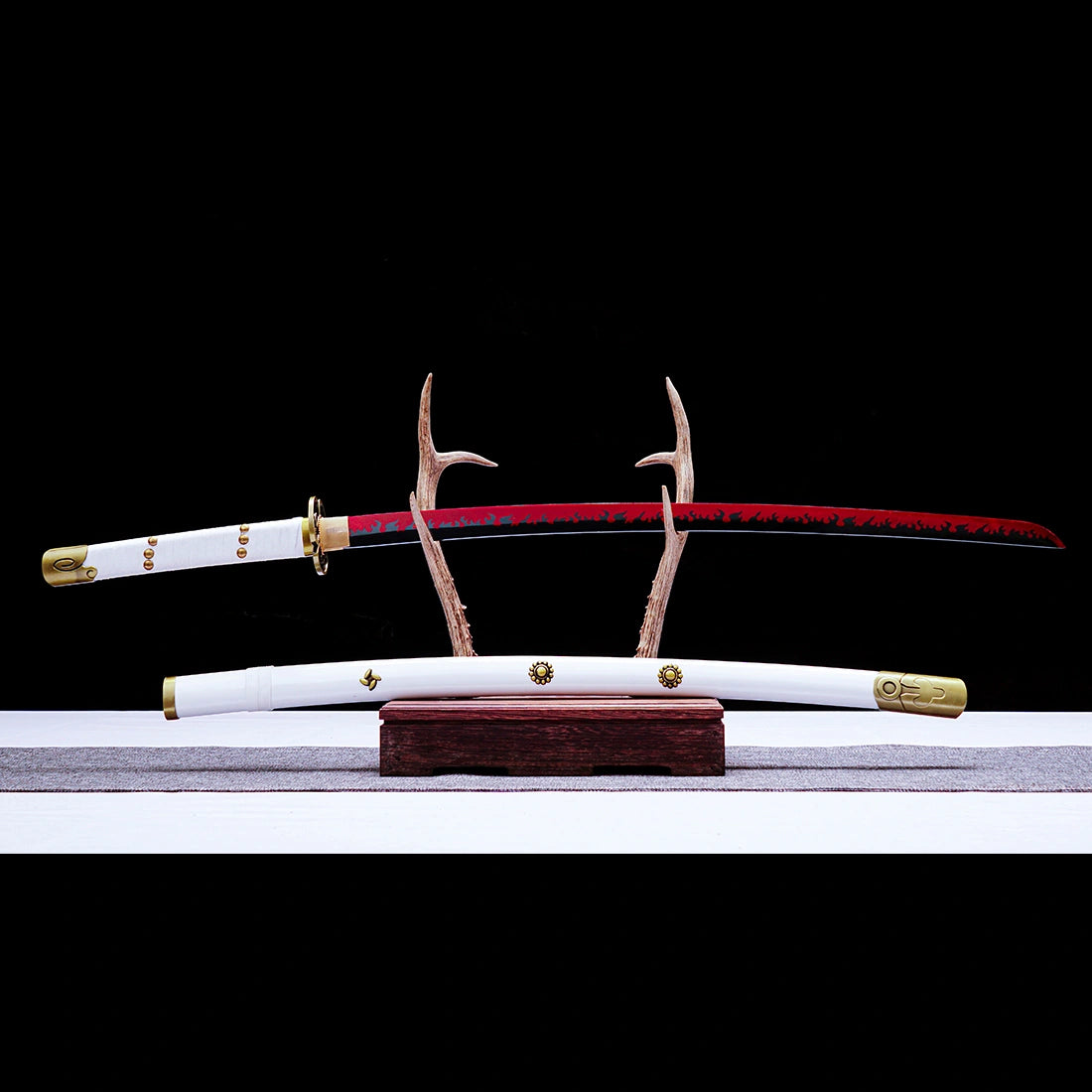 Kozuki Oden's Ame no Habakiri Sword – One Piece Replica Katana Sword