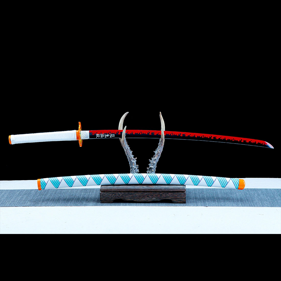 Kyojuro Rengoku's Sword – Demon Slayer Sword – Kimetsu No Yaiba Sword – Nichirin Sword