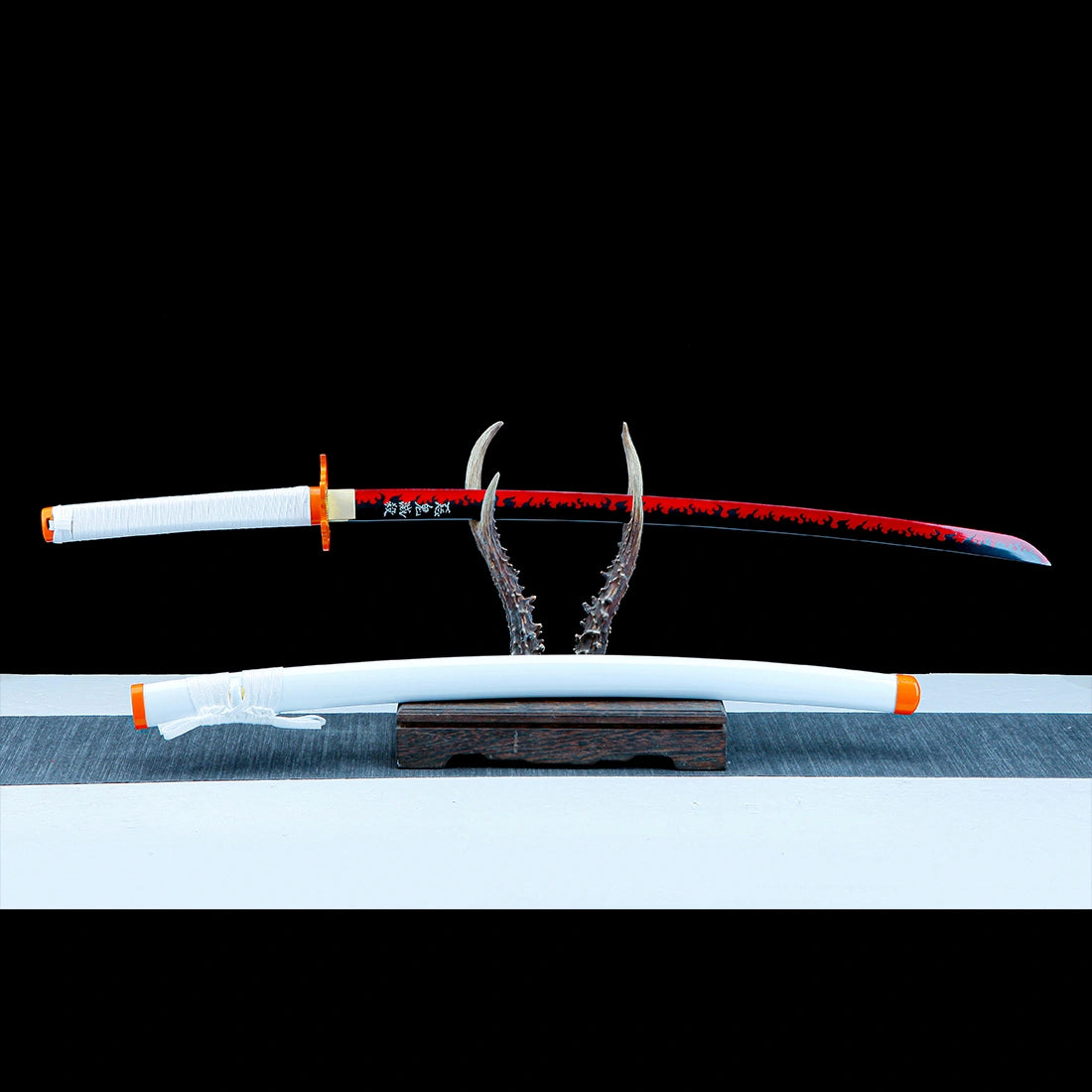 Kyojuro Rengoku's Sword – Demon Slayer Sword – Kimetsu No Yaiba Sword – Nichirin Sword – White