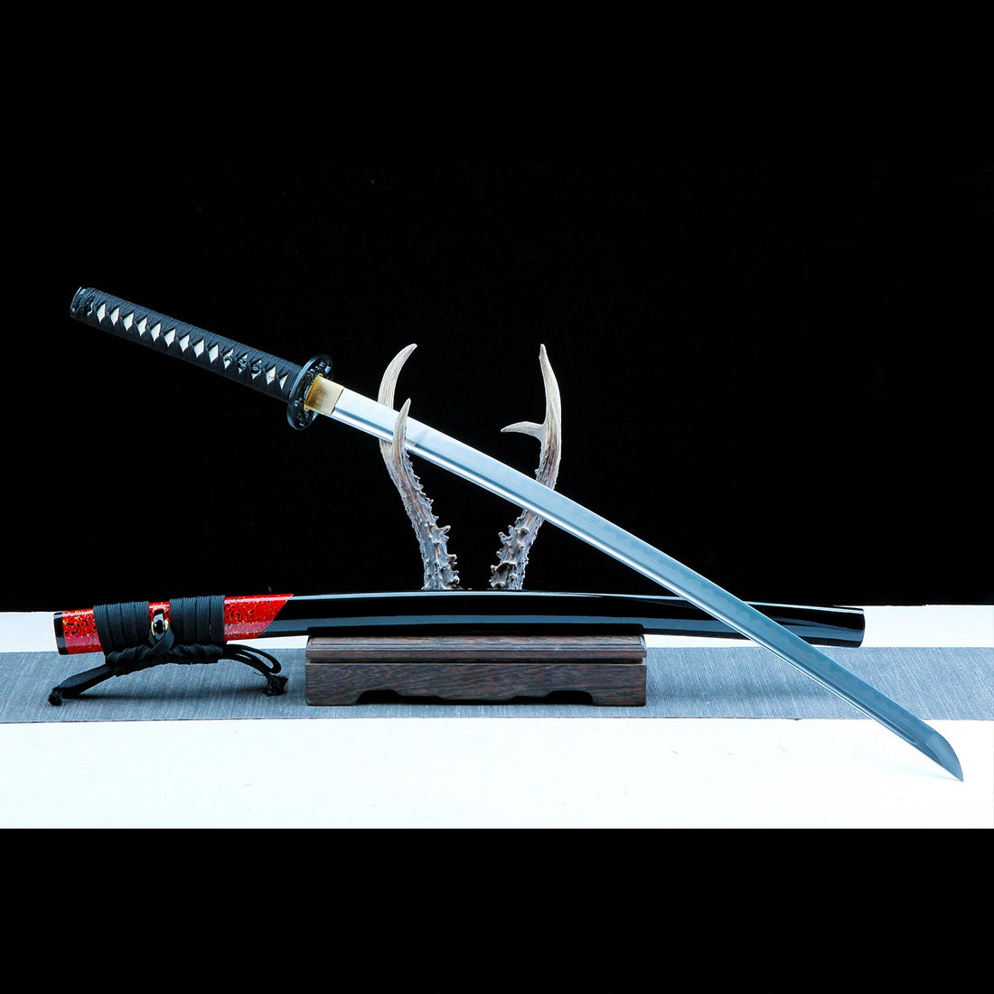 Real Handmade Katana Sword – T10 Carbon Steel Blade – Full Tang – Black – Collector’s Edition