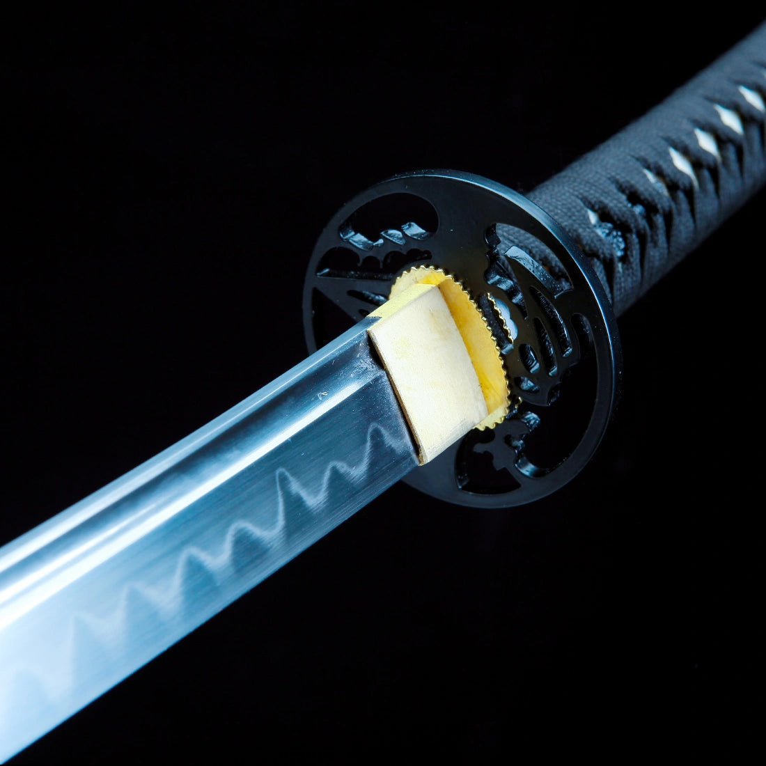 Real Handmade Katana Sword – T10 Carbon Steel Blade – Full Tang – Black – Collector’s Edition