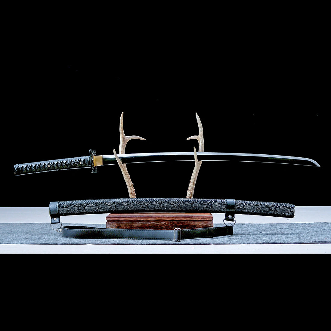 Real Japanese Katana Sword – Handmade 1065 Steel Blade – Black – Back Strap – Premium Quality