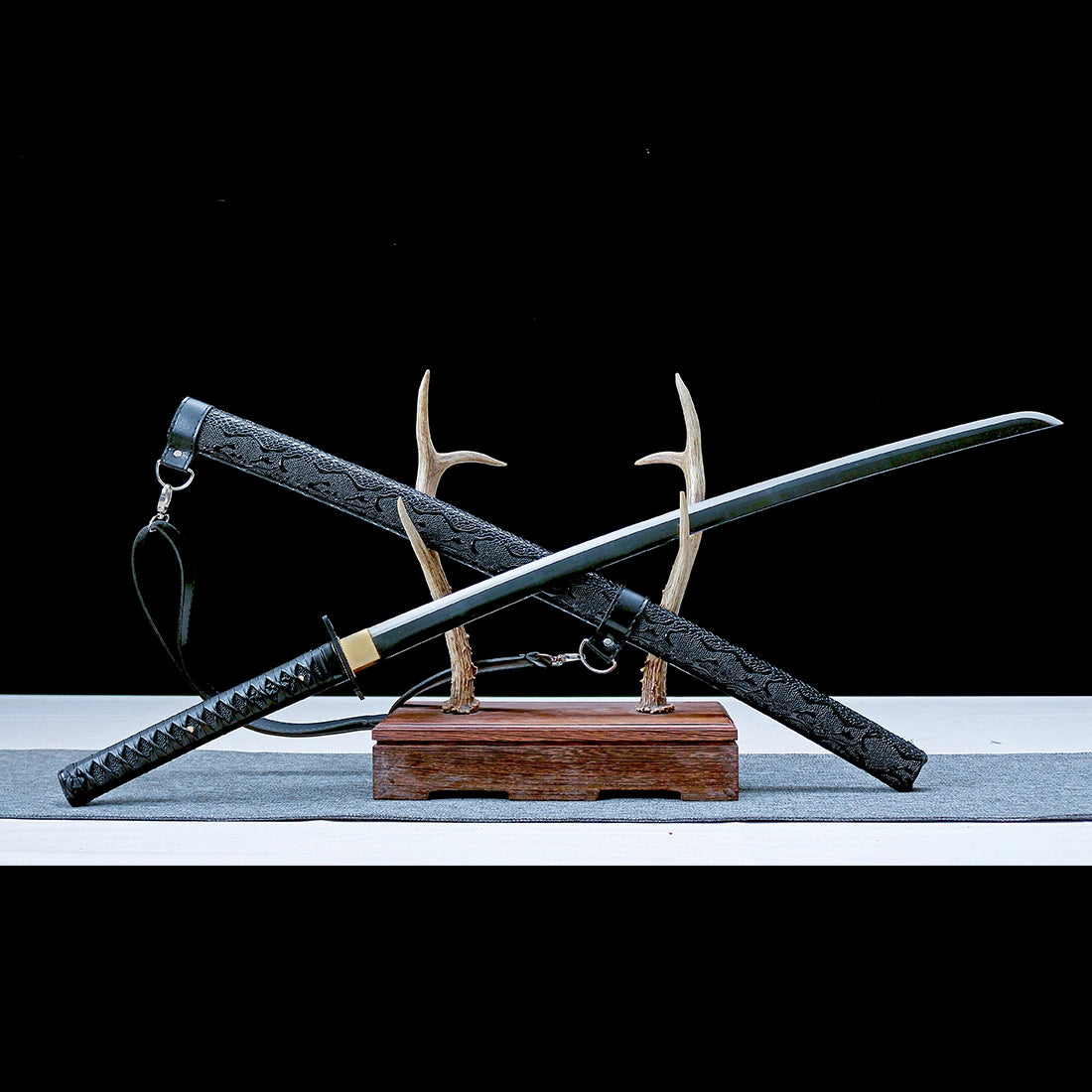 Real Japanese Katana Sword – Handmade 1065 Steel Blade – Black – Back Strap – Premium Quality