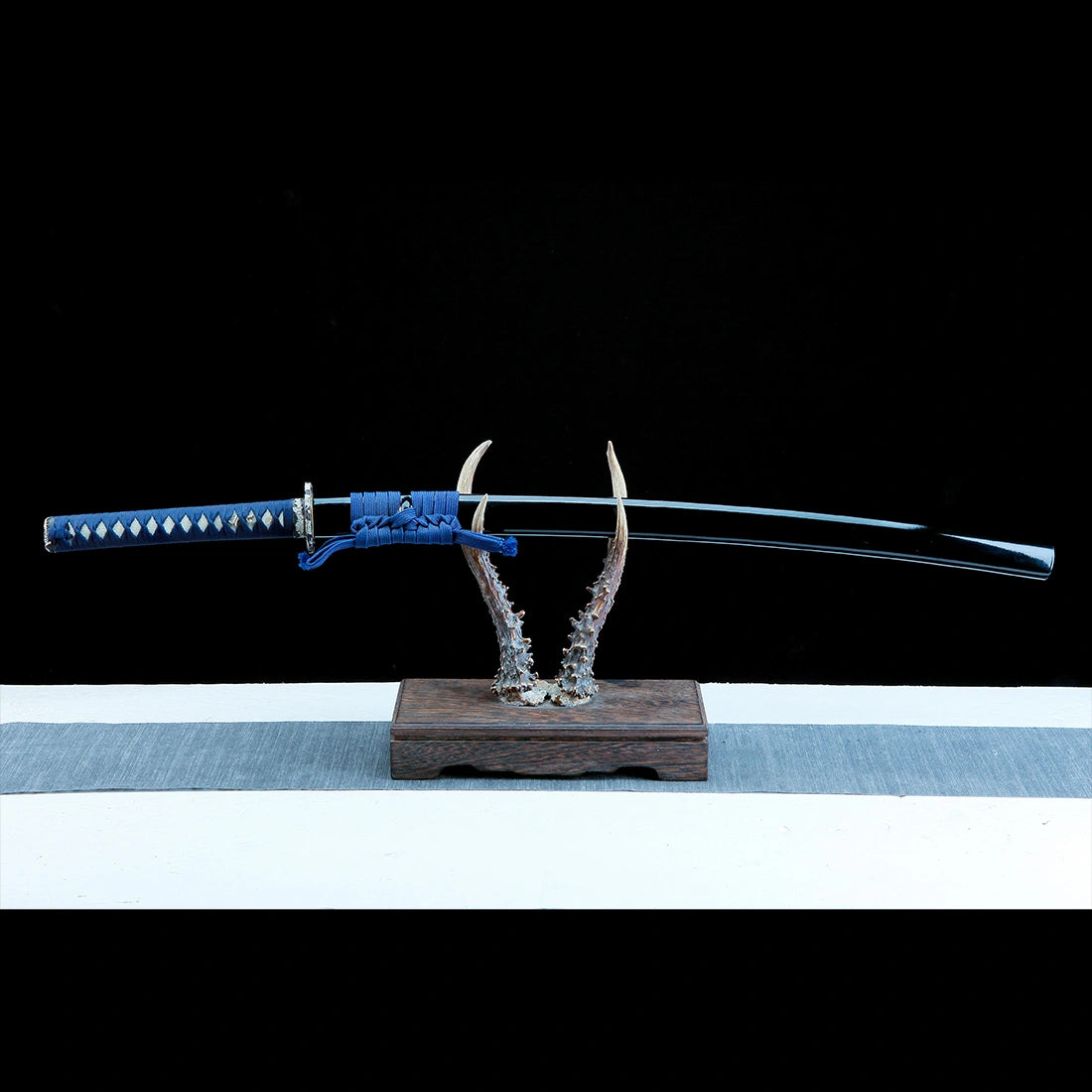 Real Japanese Katana Sword – Handmade T10 Carbon Steel Blade – Black – Full Tang – Premium Quality