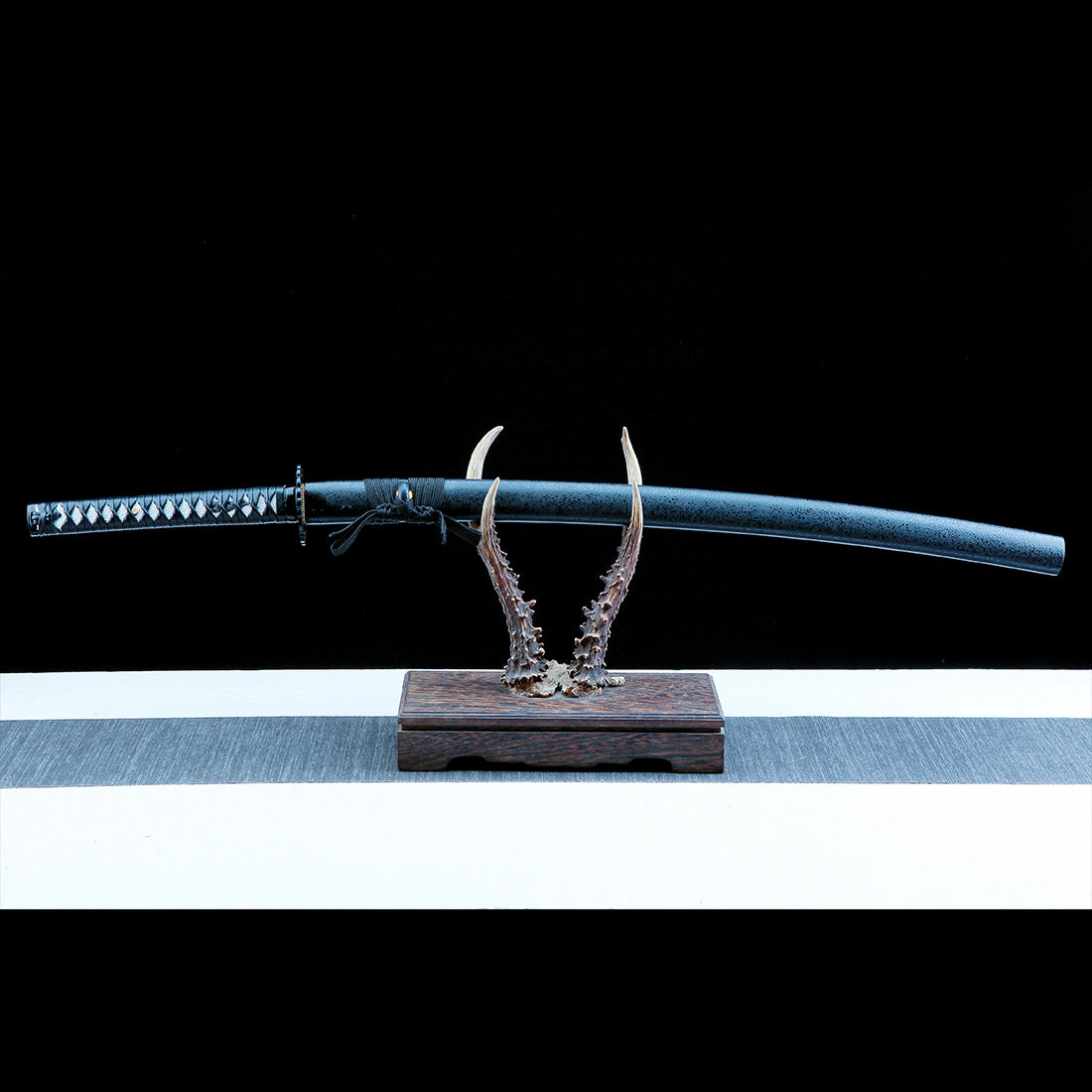Real Japanese Katana Sword – High Performance T10 Carbon Steel Blade – Black – Full Tang – Premium Quality