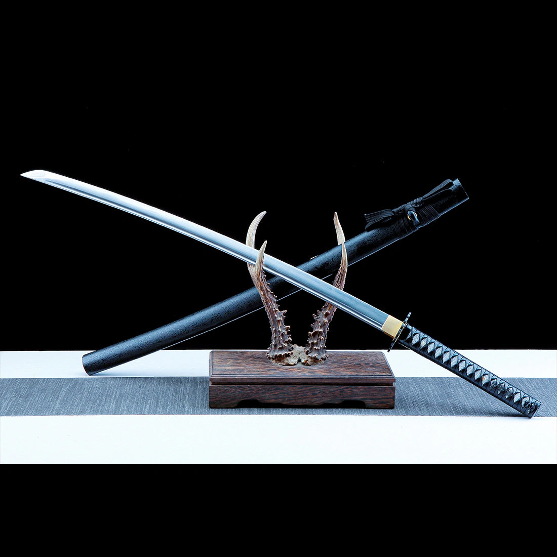 Real Japanese Katana Sword – High Performance T10 Carbon Steel Blade – Black – Full Tang – Premium Quality