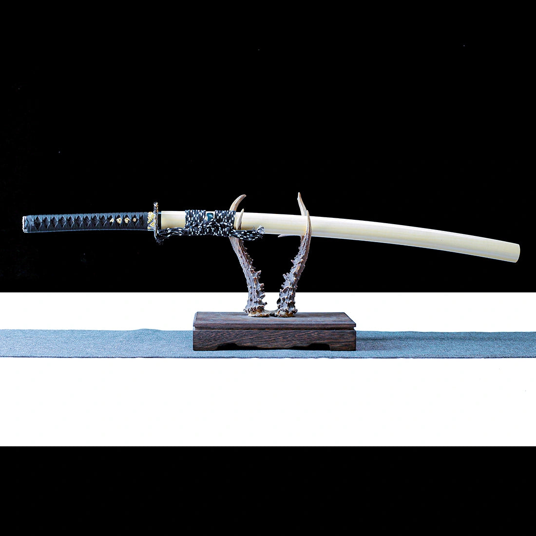 Real Japanese Katana – Handmade 1065 Carbon Steel Blade – Full Tang – High Performance – Collector’s Edition
