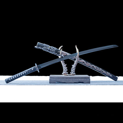 Real Japanese Katana – Handmade Damascus Pattern Steel Blade – Black Scabbard – Battle Ready