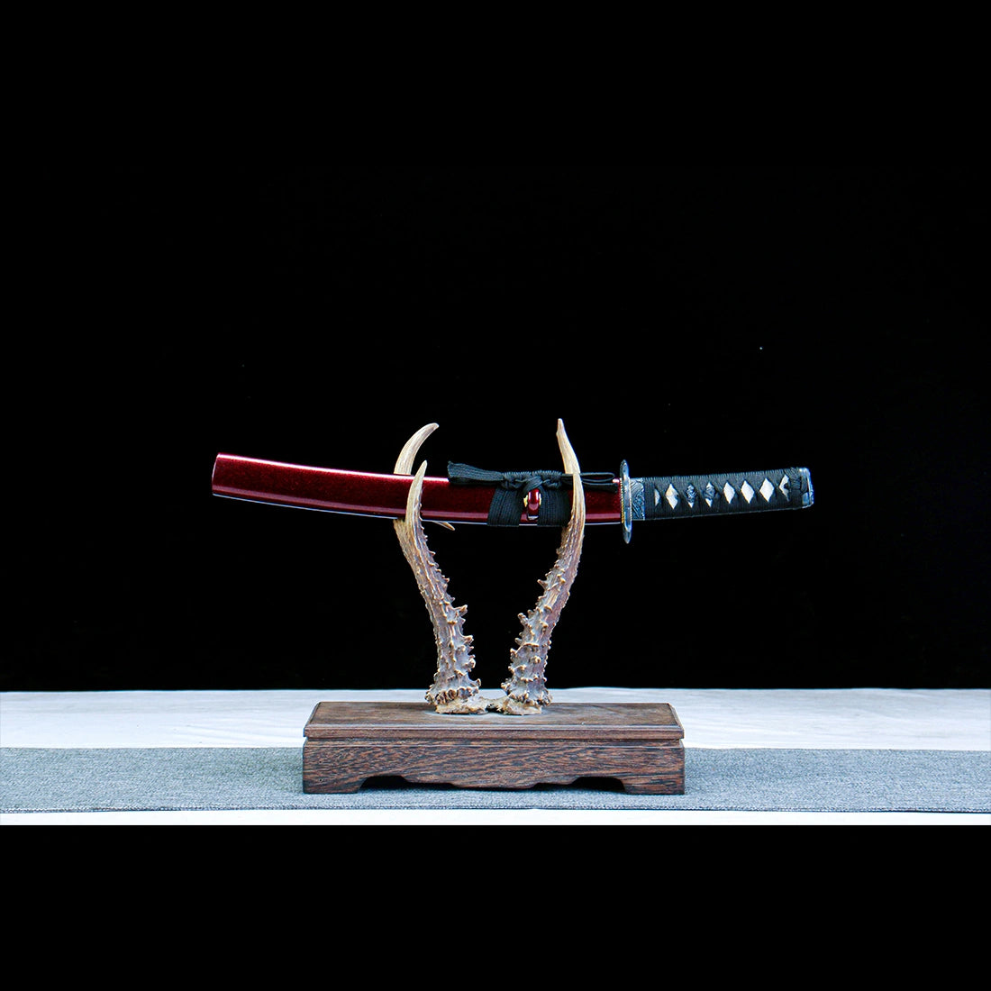Real Japanese Tanto – Red Scabbard – 1065 Carbon Steel Blade – High Performance