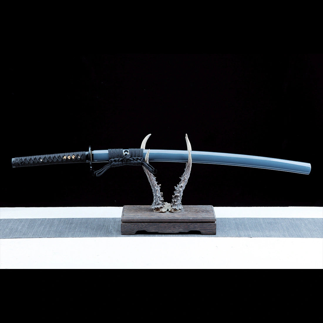 Real Katana Sword – Handmade 1065 Carbon Steel Blade – Gray – Full Tang – Collector’s Edition
