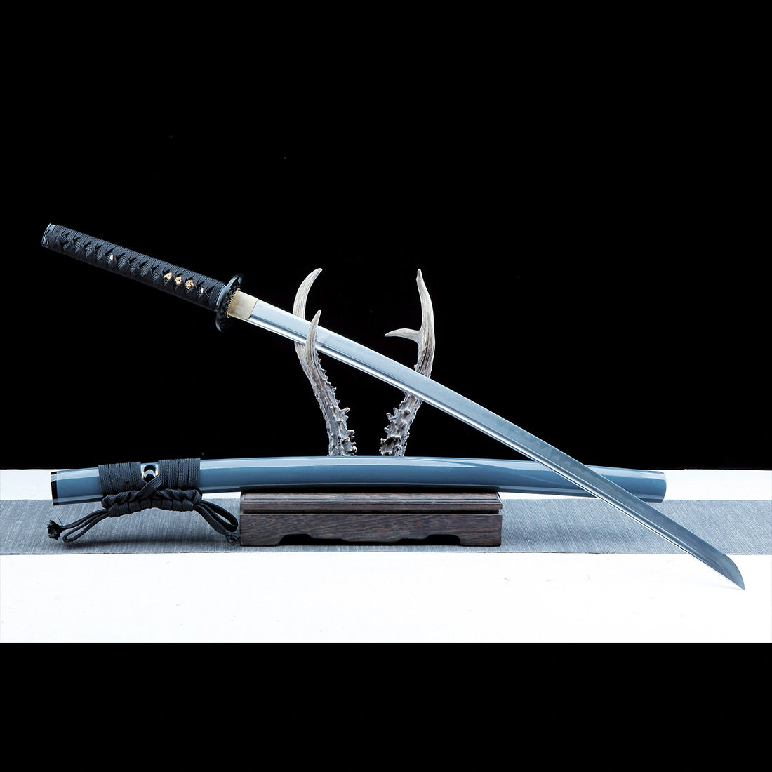 Real Katana Sword – Handmade 1065 Carbon Steel Blade – Gray – Full Tang – Collector’s Edition