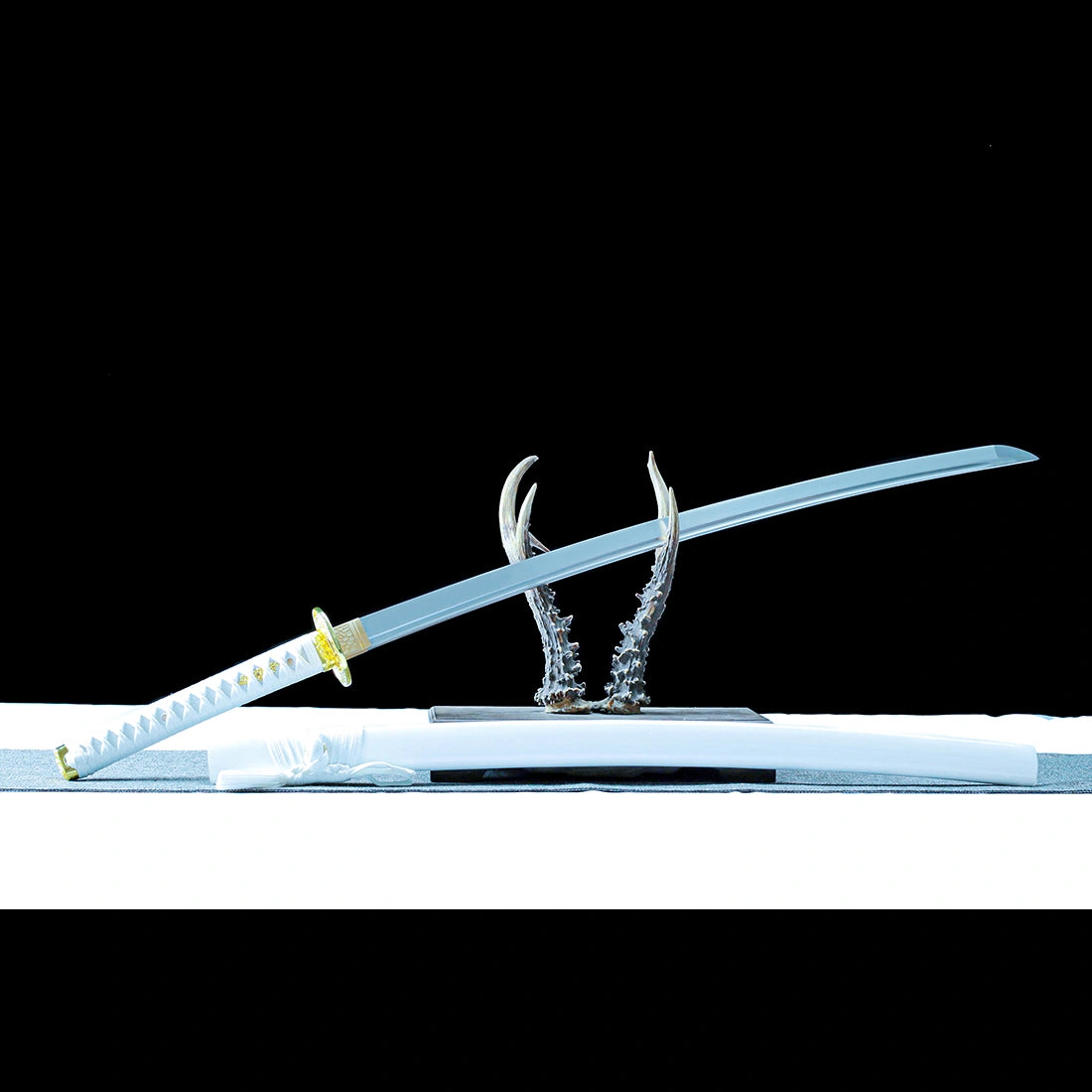 Real Katana Sword – Handmade 1065 Carbon Steel Blade – White – Full Tang – Premium Quality