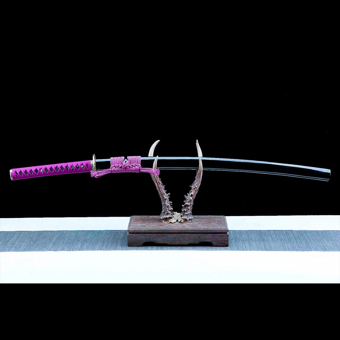 Real Katana Sword – Handmade Damascus Pattern Steel – Black – Full Tang – Premium Quality