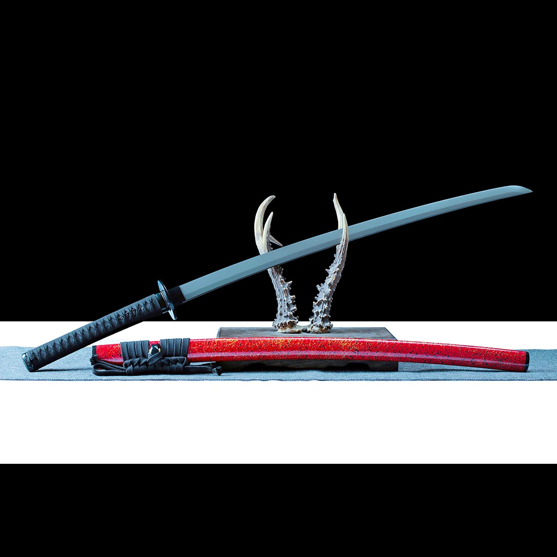 Real Katana Sword – High Performance Titanium-Coated Carbon Steel Blade – Never Rusts – Red – Tactical Sword