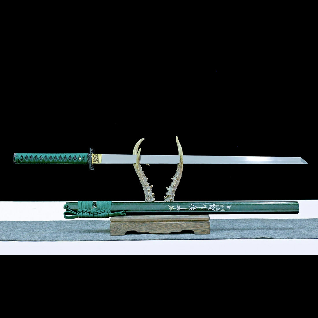 Real Ninjato Sword – Handmade T10 Carbon Steel Blade – Full Tang – Green – Battle Ready