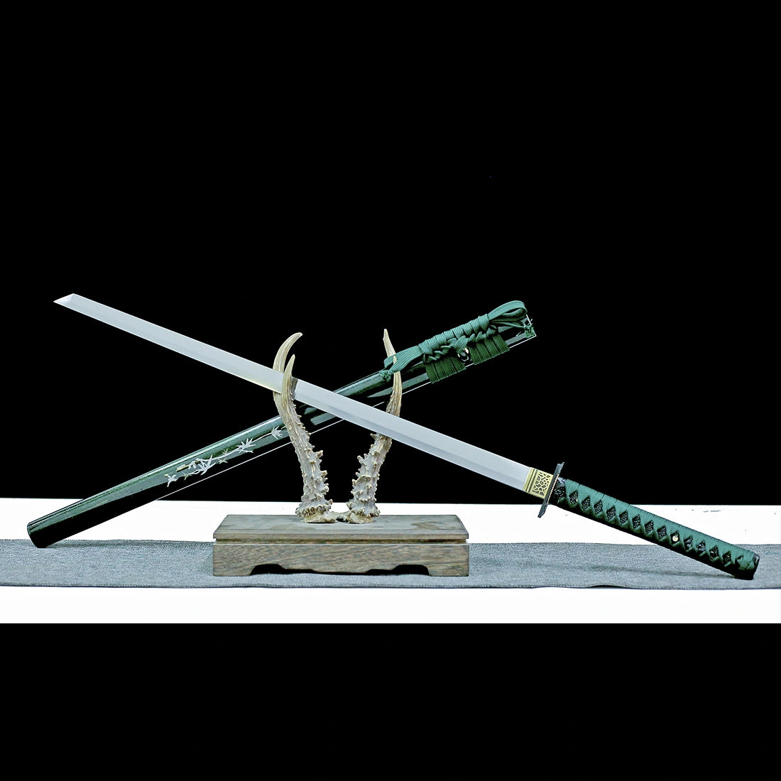 Real Ninjato Sword – Handmade T10 Carbon Steel Blade – Full Tang – Green – Battle Ready