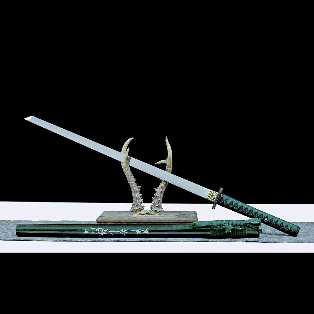 Real Ninjato Sword – Handmade T10 Carbon Steel Blade – Full Tang – Green – Battle Ready