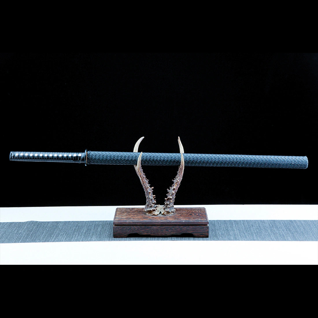 Real Ninjato  – Handmade 1060 Carbon Steel Blade – Black – Collector’s Edition