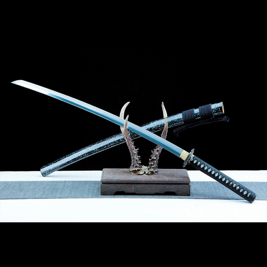 Real Katana Sword – T10 High Carbon Steel Blade – Full Tang – Black – Collector’s Edition