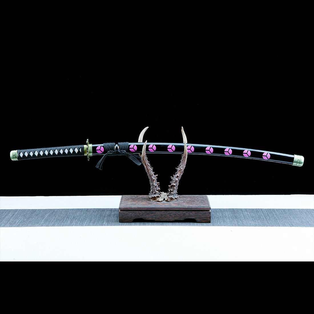 Roronoa Zoro's Shusui Sword – One Piece Replica Katana Sword