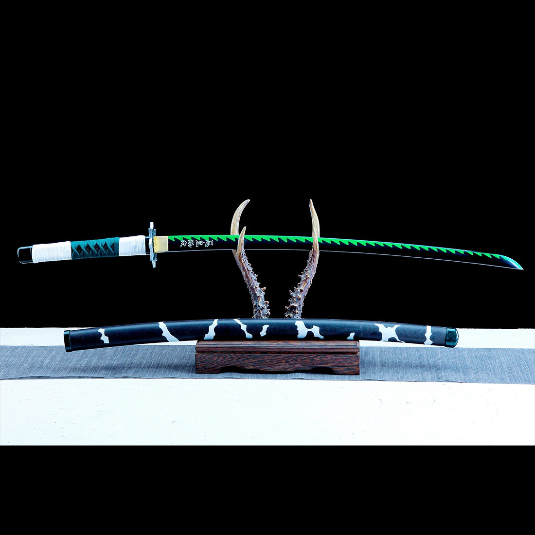 Sanemi Shinazugawa's Sword – Demon Slayer Sword – Kimetsu No Yaiba Sword – Nichirin Sword
