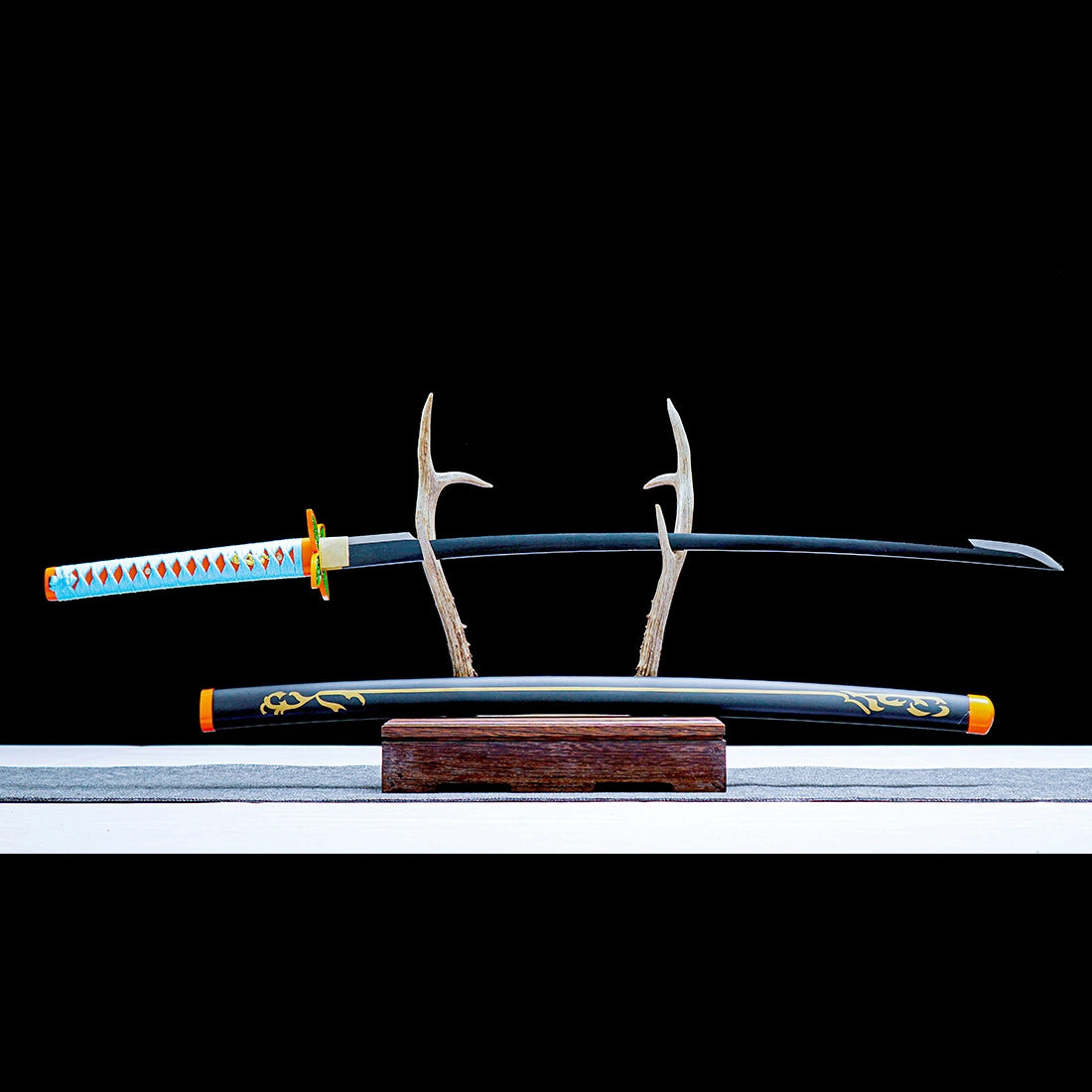 Shinobu Kocho's Sword – Insect Hashira sword – Stinger Nichirin Katana – Demon Slayer Sword – Nichirin Sword – Black